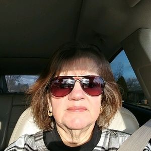 Meet your Posher, Cathy